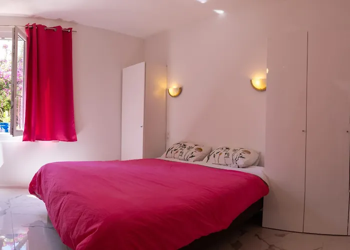 Casa Monica Cargese - Roseroom - Chambre D Hote