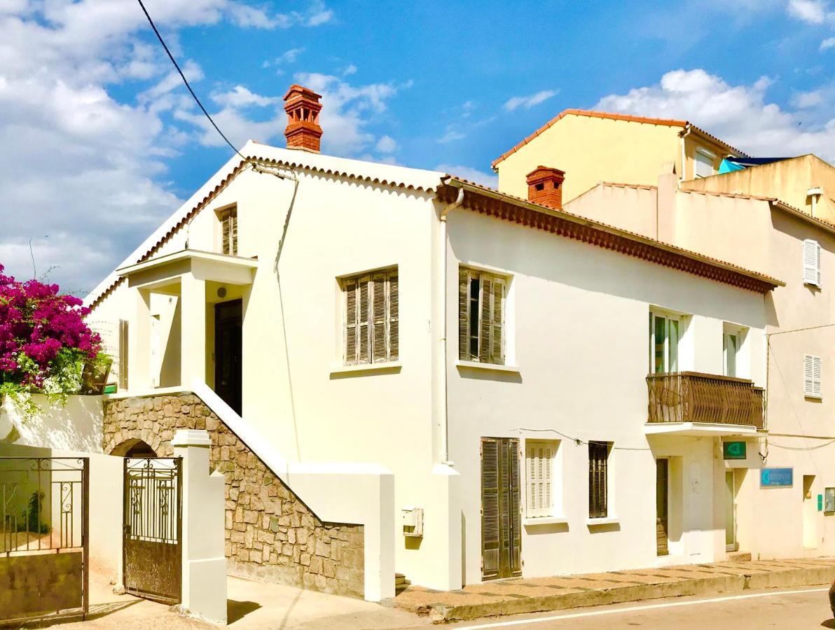 Casa Monica - Roseroom - D Homestay Cargese